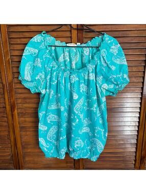 St. John's Bay Women's Top - Blue Paisley Short Sleeve - Size XL